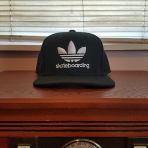 Adidas snapback hat